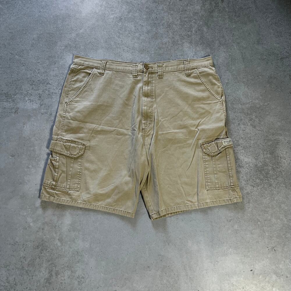 Wrangler Men's Tan Shorts Size 44 Big & Tall 10" Inseam Cream